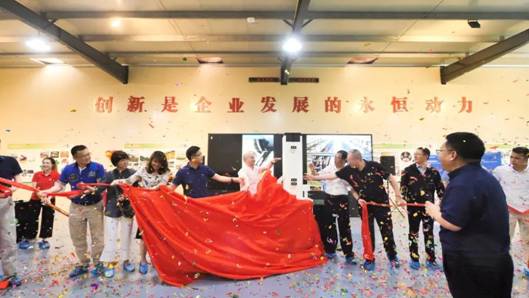 https://mmbiz.qpic.cn/mmbiz_jpg/00K9SqkdyLoBZKIRAJCOhwQnJ5f2P9iaticjqow4dBIY1ibEoxNcCGyfEgchJUv3ptfGuEq0Np5LdqRjDoPKzfhqQ/640?wx_fmt=jpeg