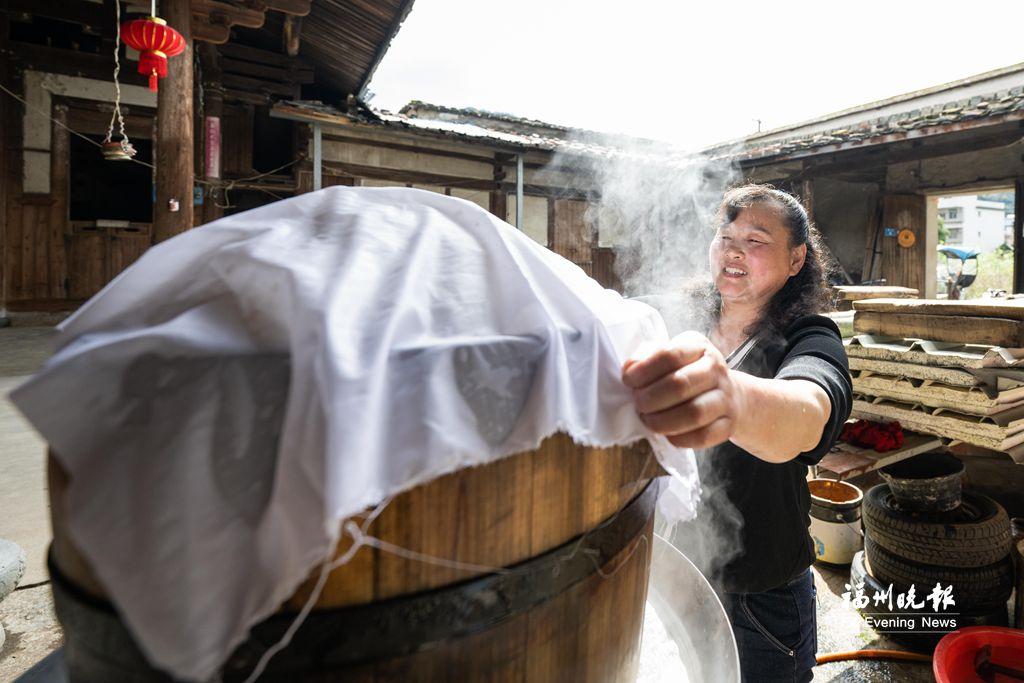闽侯青红酒：琥珀琼浆 千年风华