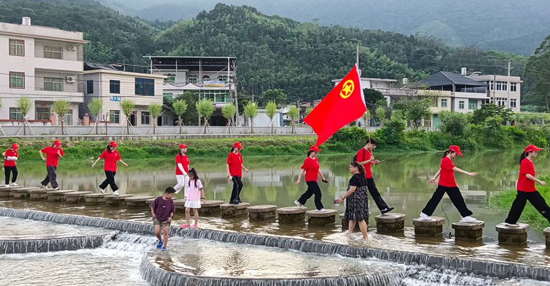 闽南师范大学物理与信息工程学院：探秘畲乡鱼鳞坝 AI助力生态兴